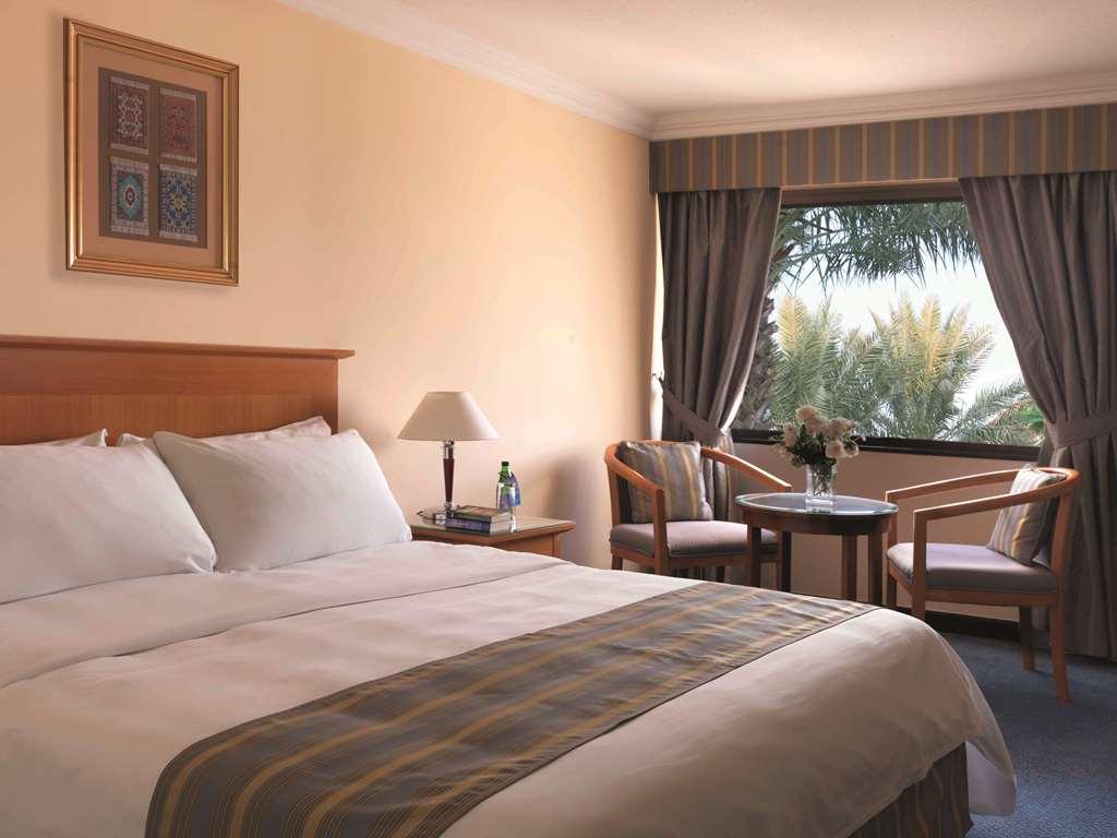 Radisson Blu Hotel, Yanbu Buitenkant foto