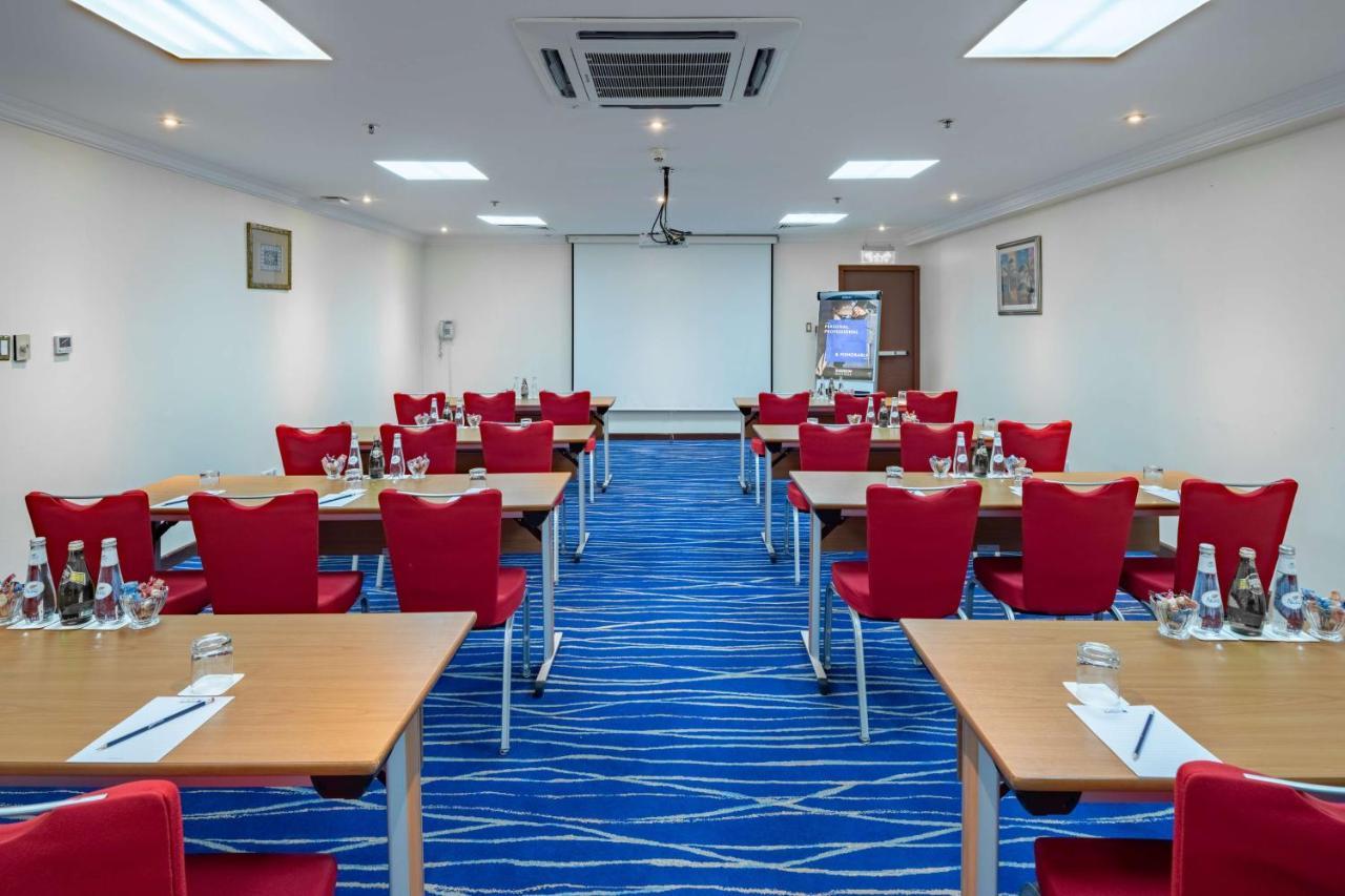 Radisson Blu Hotel, Yanbu Buitenkant foto